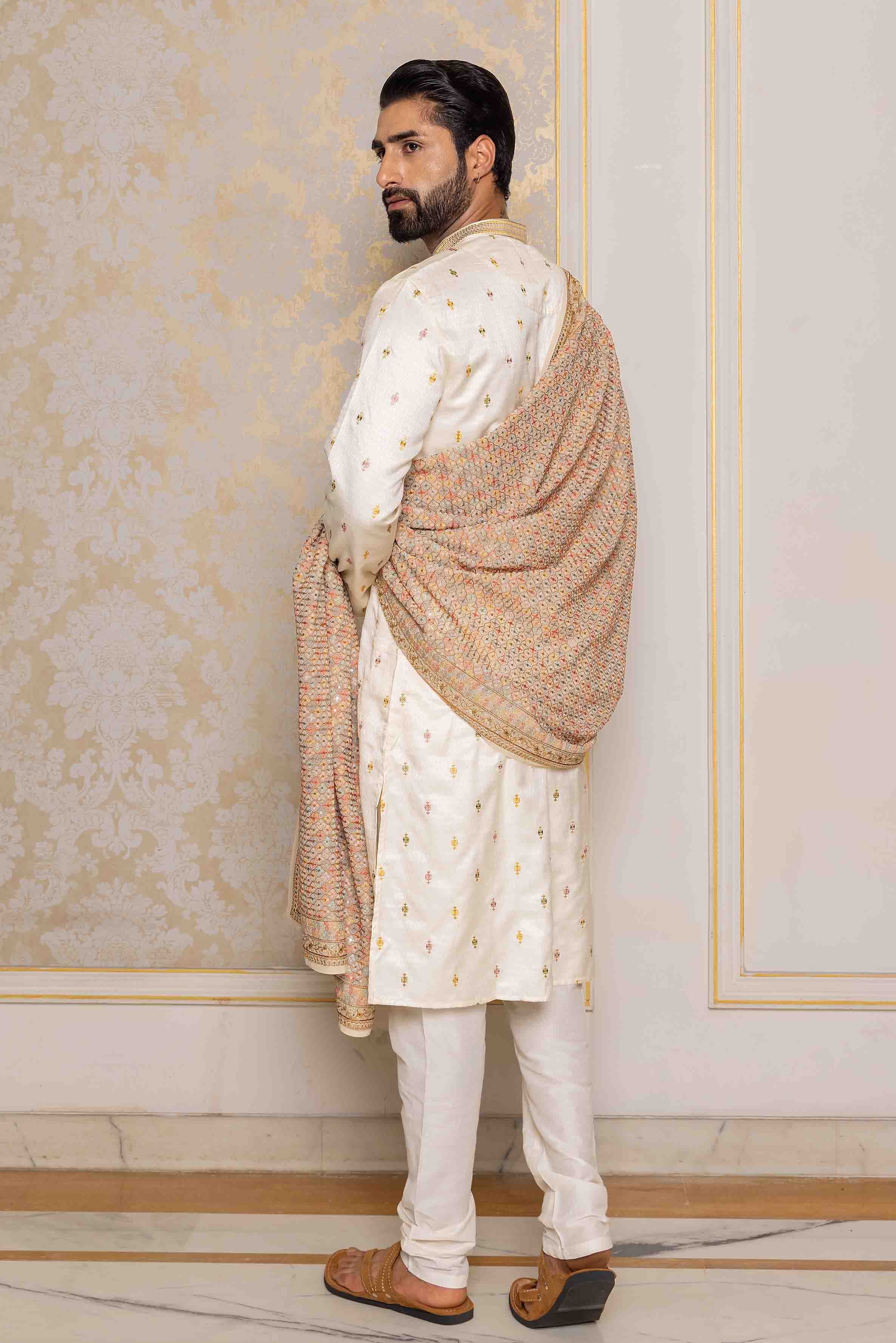 Cream Viscose Kurta with Multicolour Embroidery