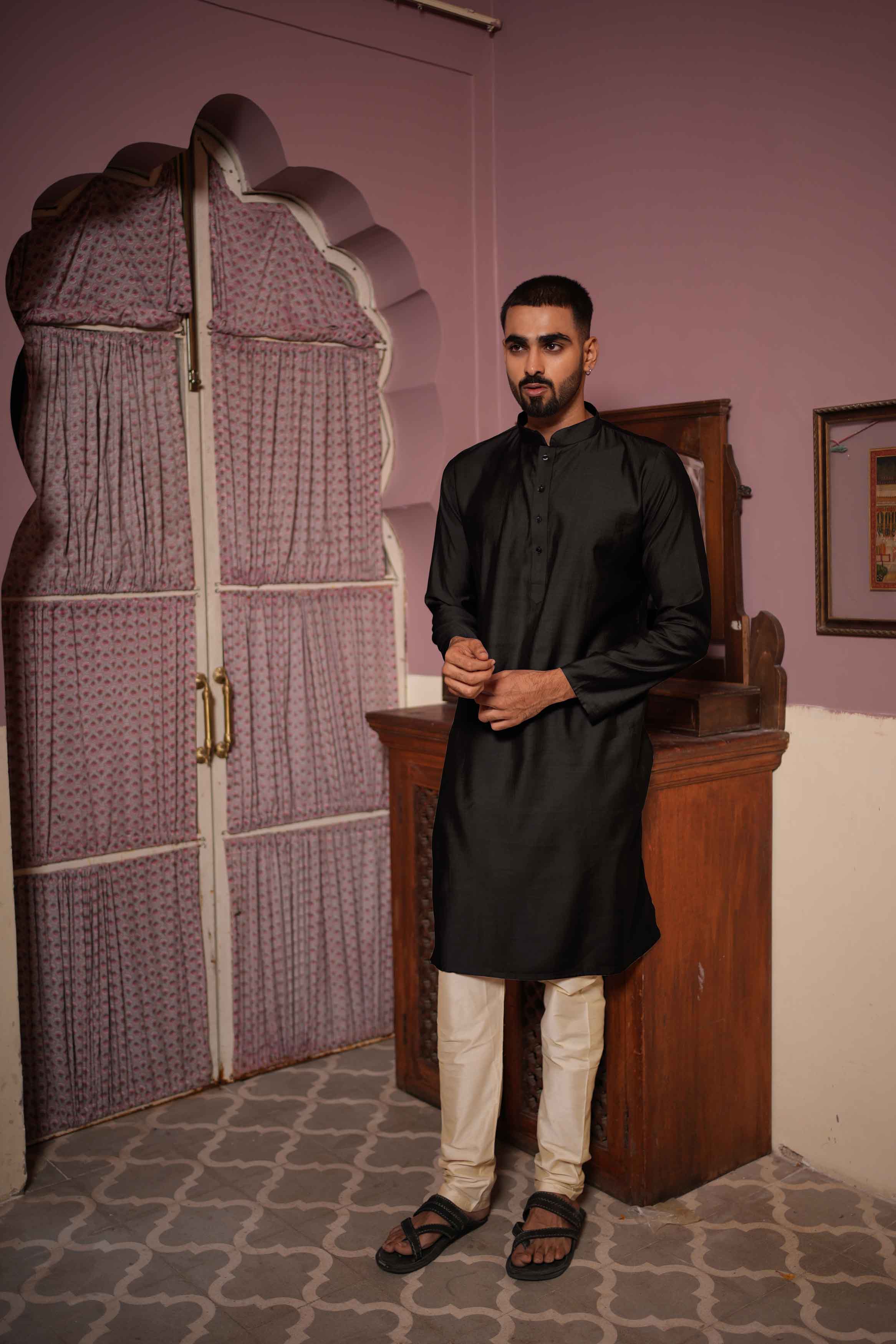 Black Viscose Solid Kurta