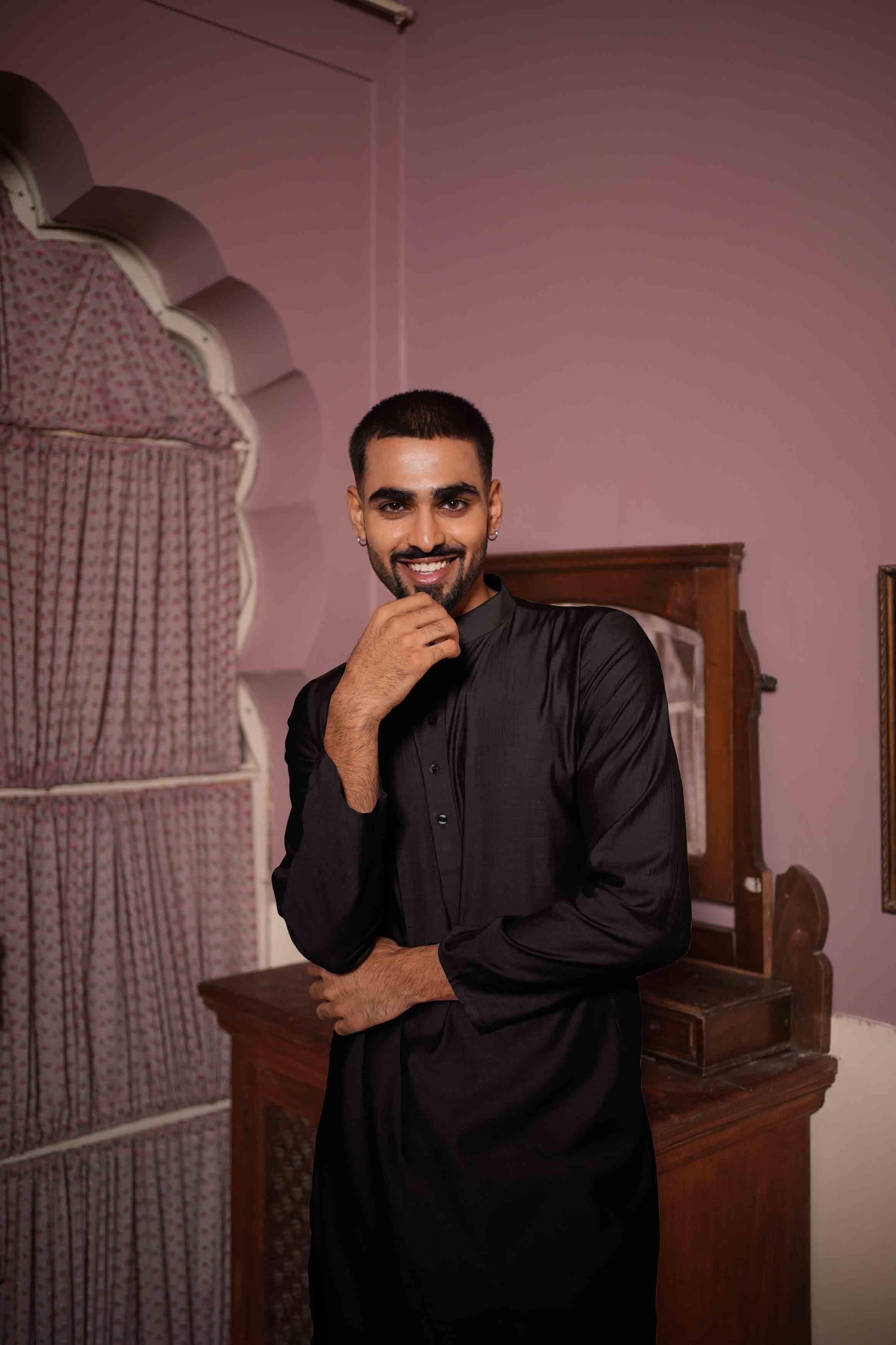 Black Viscose Solid Kurta