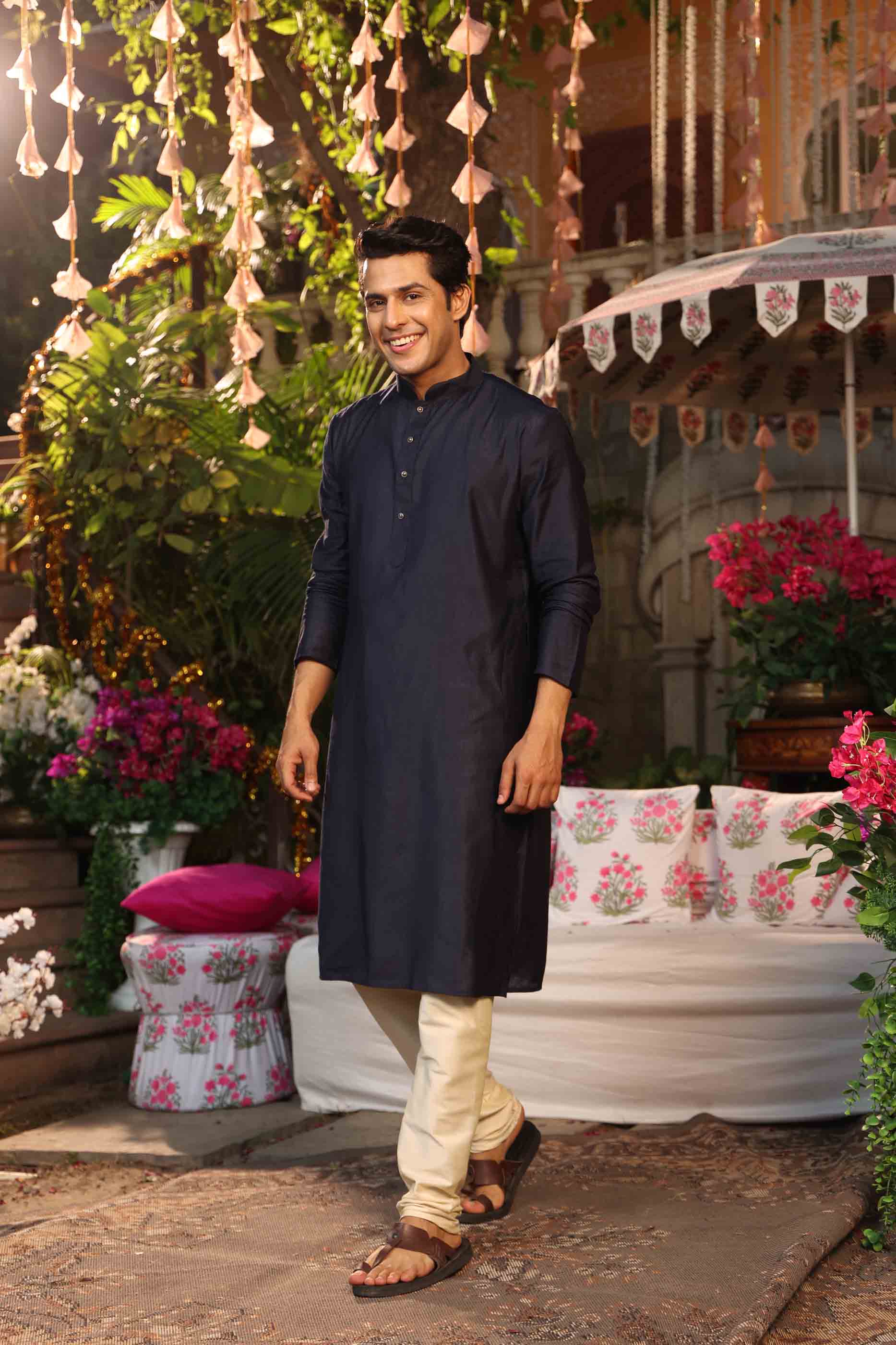 Navy Blue Viscose Solid Kurta
