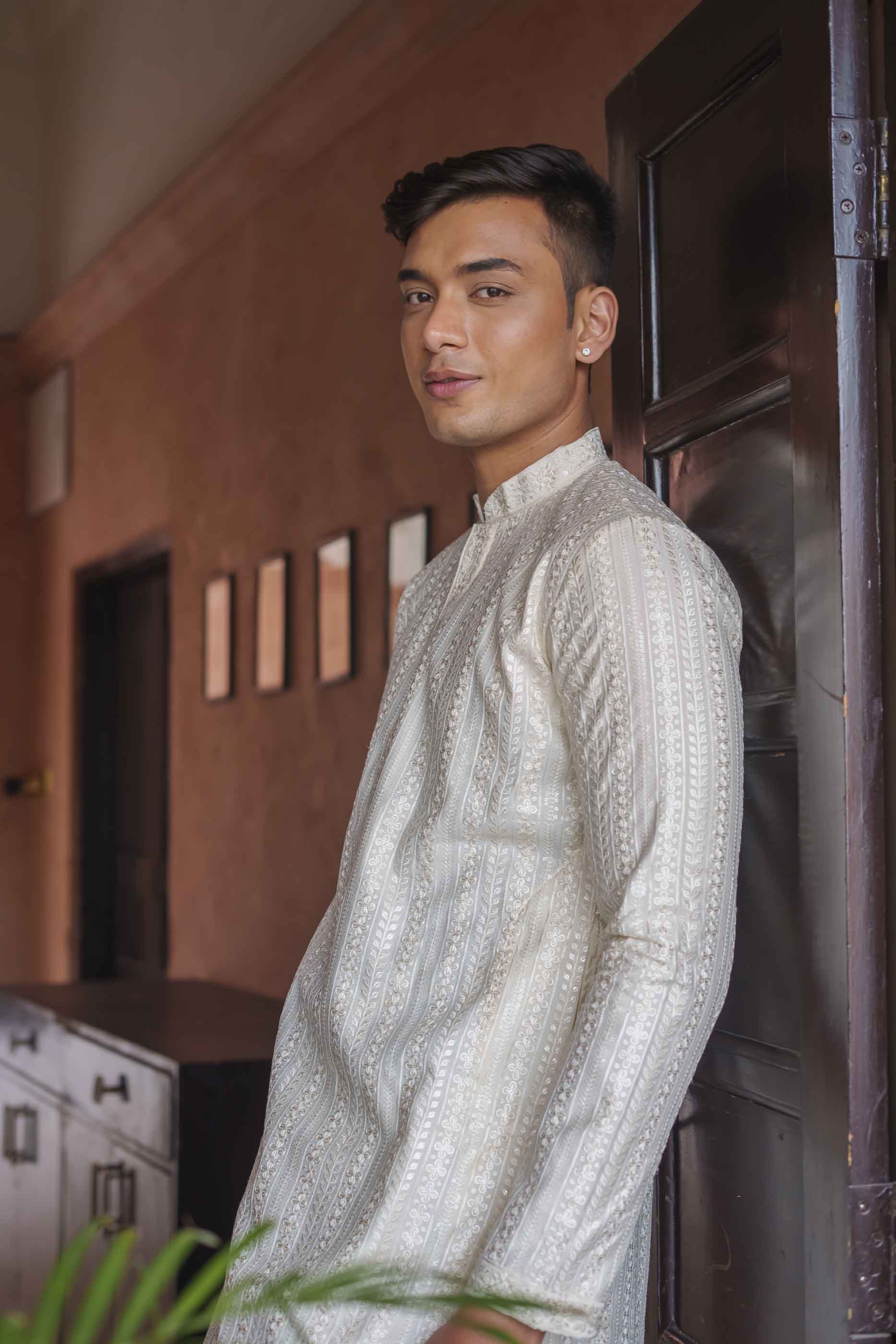 Cream floral Embroidered Kurta with sequence