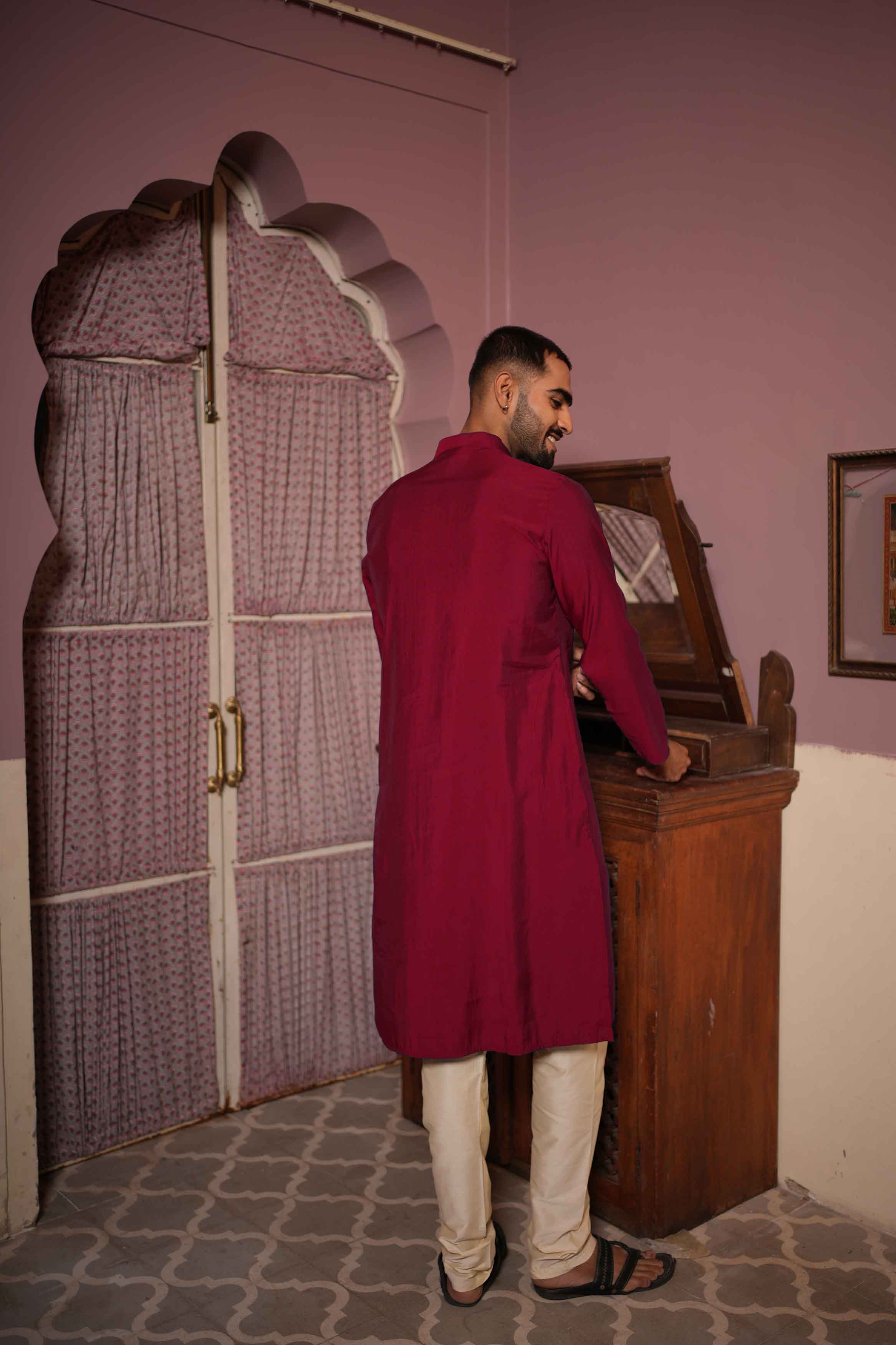 Maroon Viscose Plain Kurta